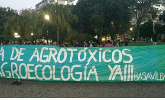 18 01 23 OP El ministro Ethchevehere entre ríos de glifosato 2da. Parte 3 Protestas contra el glifosato en Basavilbaso Entre Rios