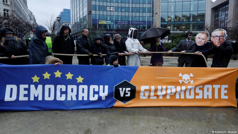 18 08 30 OP Las Bodas de la muerte 1 Bélgica protesta contra el glifosato en Bruselas