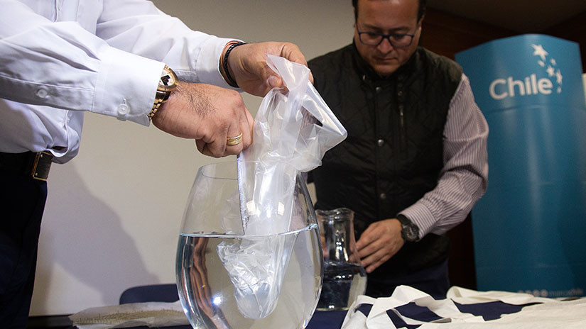18 11 11 OP Bolsas de plástico solubles en agua que no contaminan 2