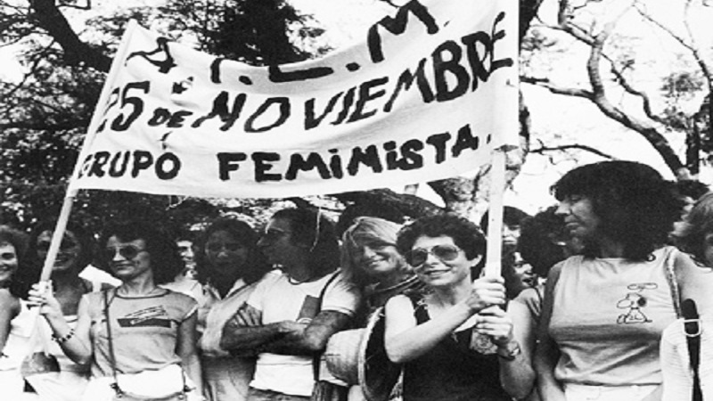 19 06 01 CS La mística femenina 1