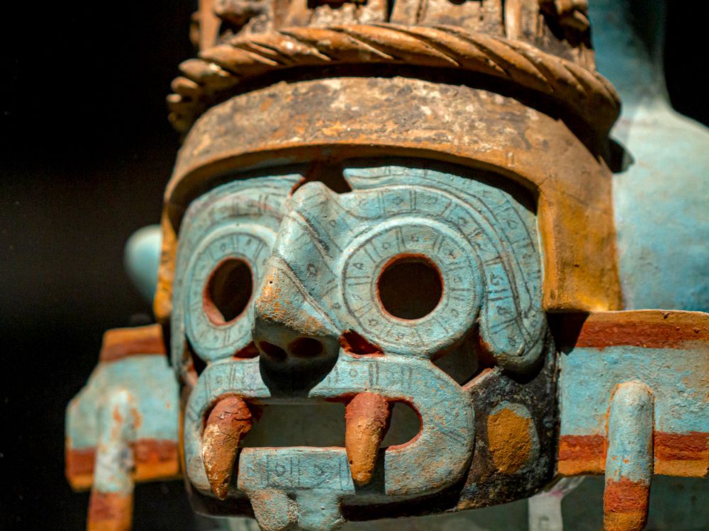 22 05 10 PGD Los aztecas y sus dioses 1